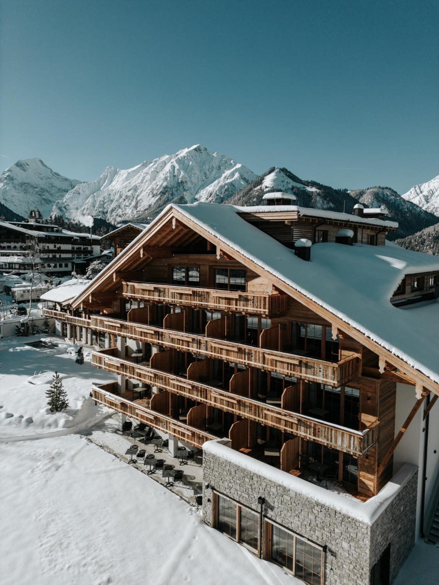 Nova Moments Boutique Hotel Pertisau Exterior photo