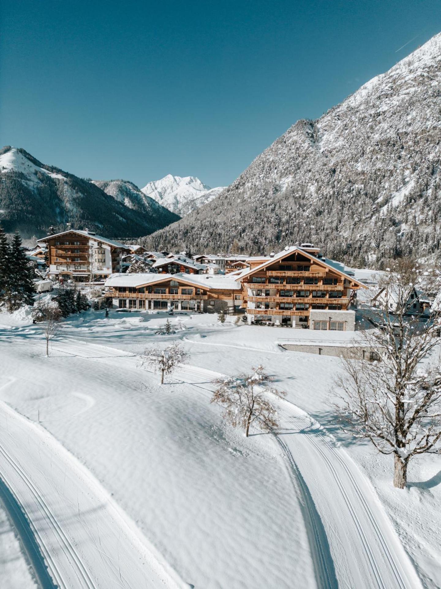 Nova Moments Boutique Hotel Pertisau Exterior photo